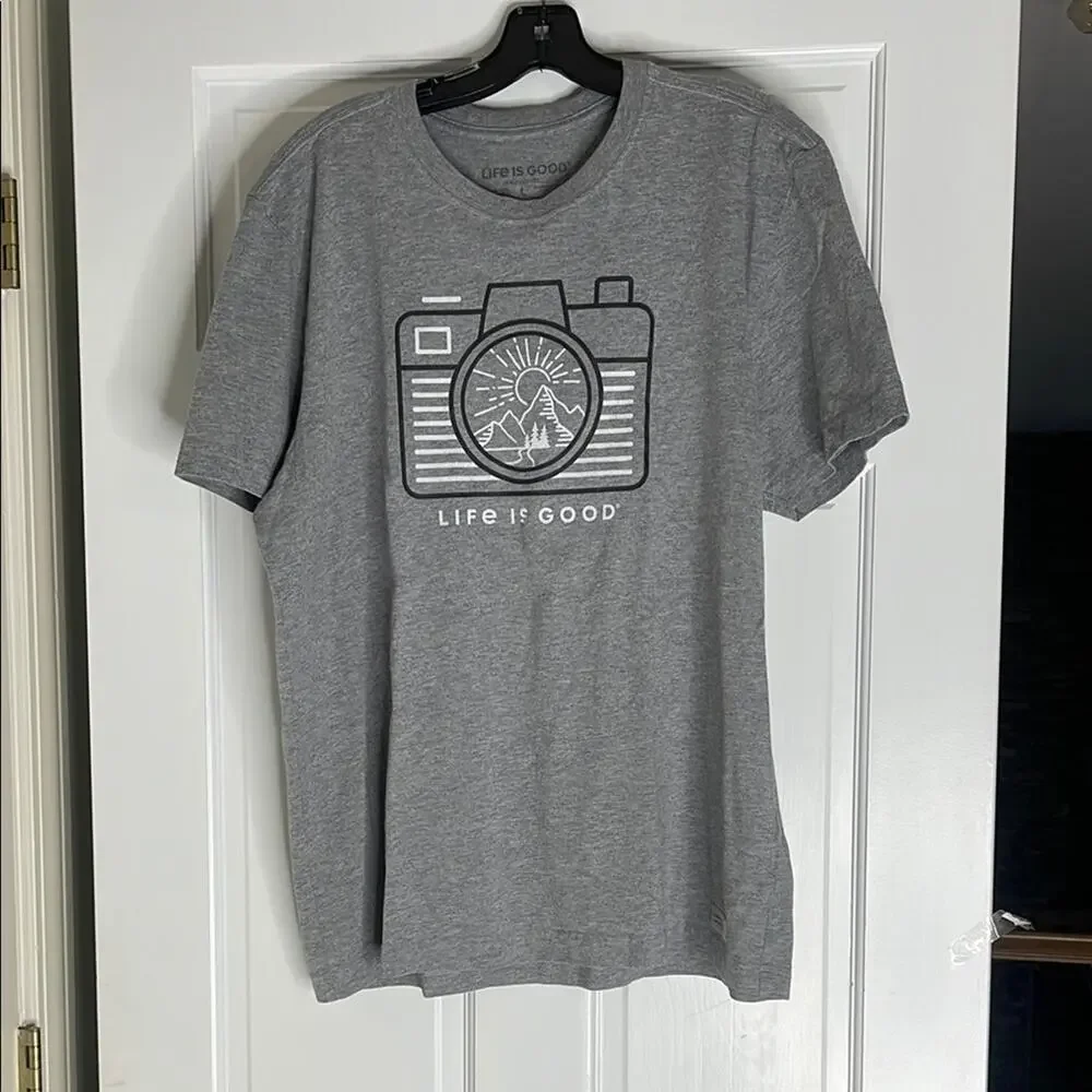 Life is Good Gray Graphic T-Shirt. Large